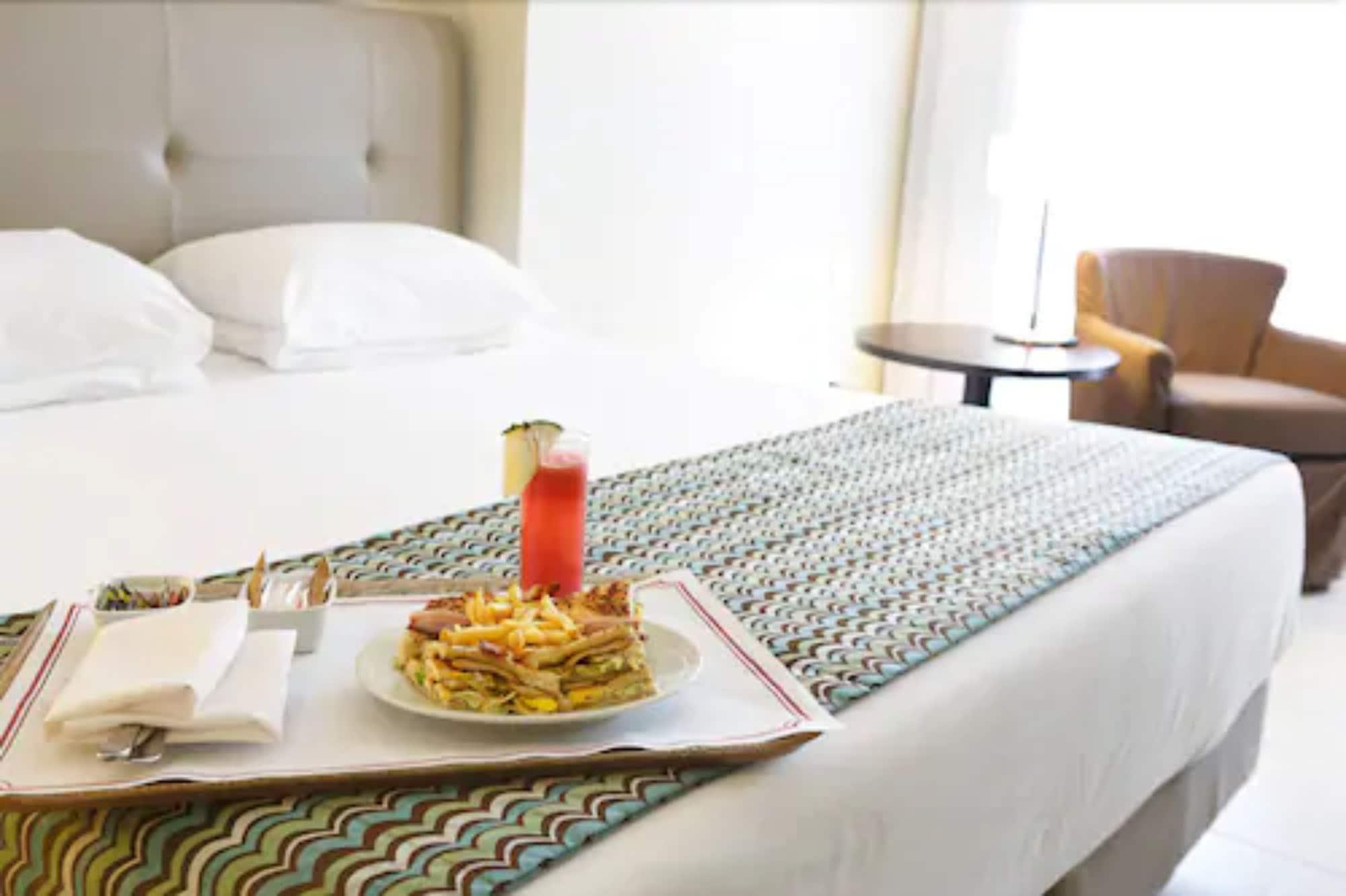 เมอร์เคียว ซัลวาดอร์ ปิตูบา Hotel ภายนอก รูปภาพ