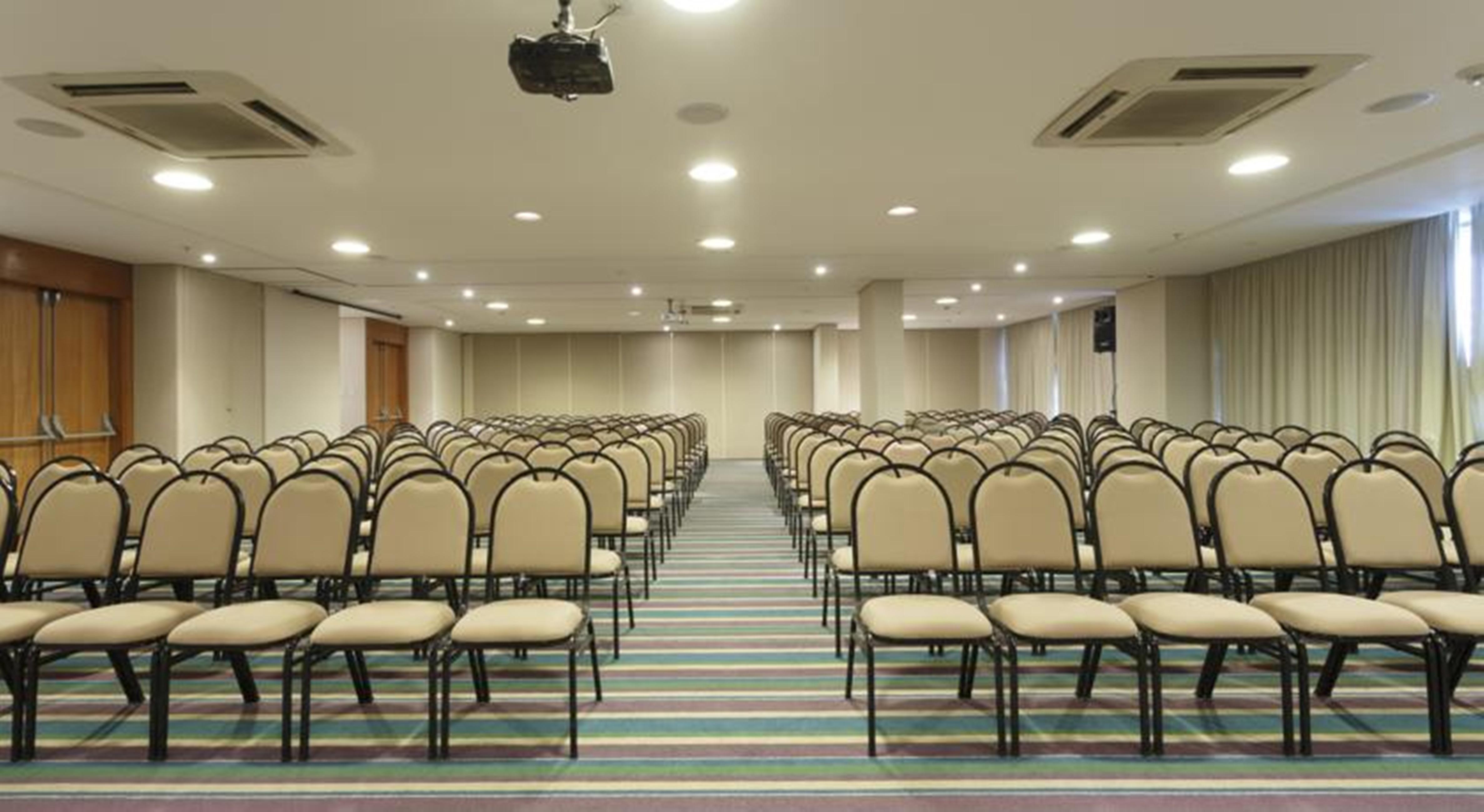 เมอร์เคียว ซัลวาดอร์ ปิตูบา Hotel ภายนอก รูปภาพ